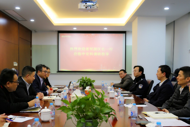 普陀區副區長、區公安分局局長姜堅蒞臨云頂國際yd2333科調研