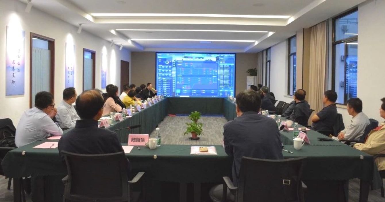 蘇州市綜合交通運輸學會徐明理事長赴云頂國際yd2333科子公司中科智能調研智能交通專委工作